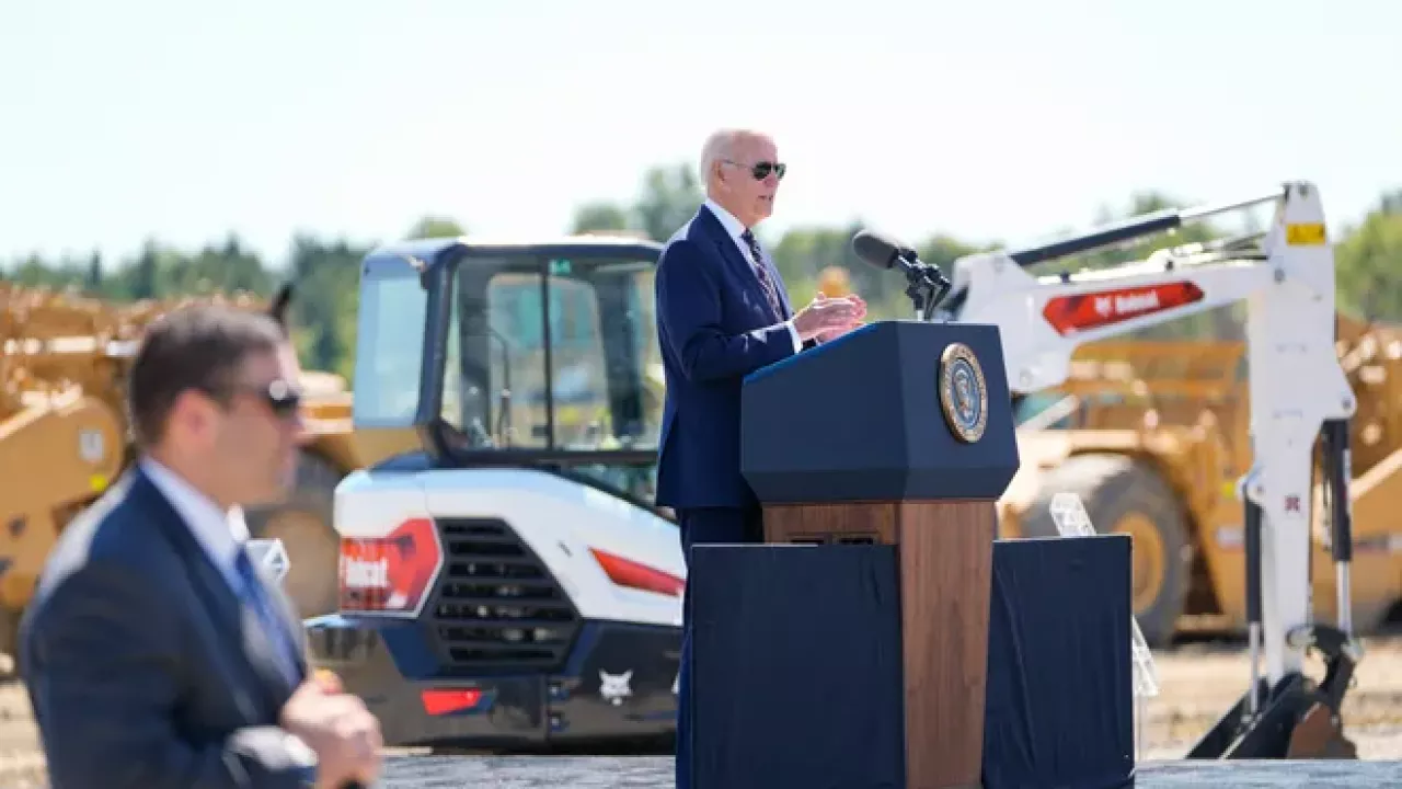 biden at podium