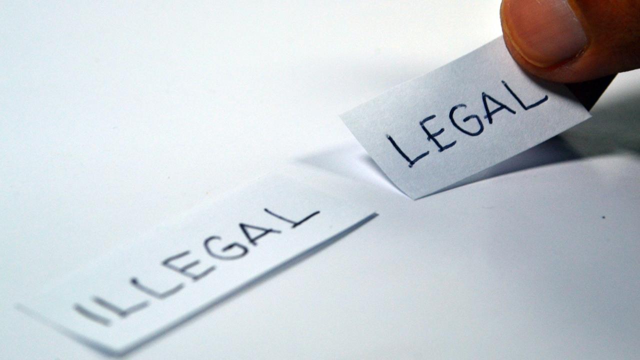 Illegal, legal labels 